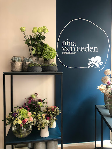 Nina van Eeden Officina Floreale Gallery - Italy