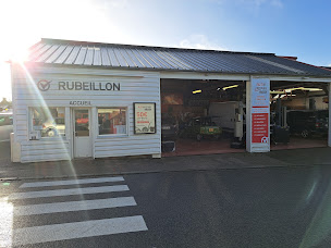 Photo n°5 de Garage Rubeillon à Saint-Germain-du-Pinel (Mécanicien)