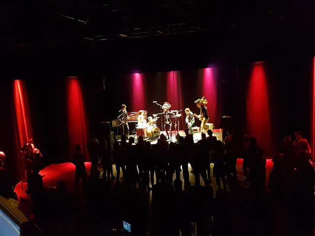 Nouveau Théâtre du 8e