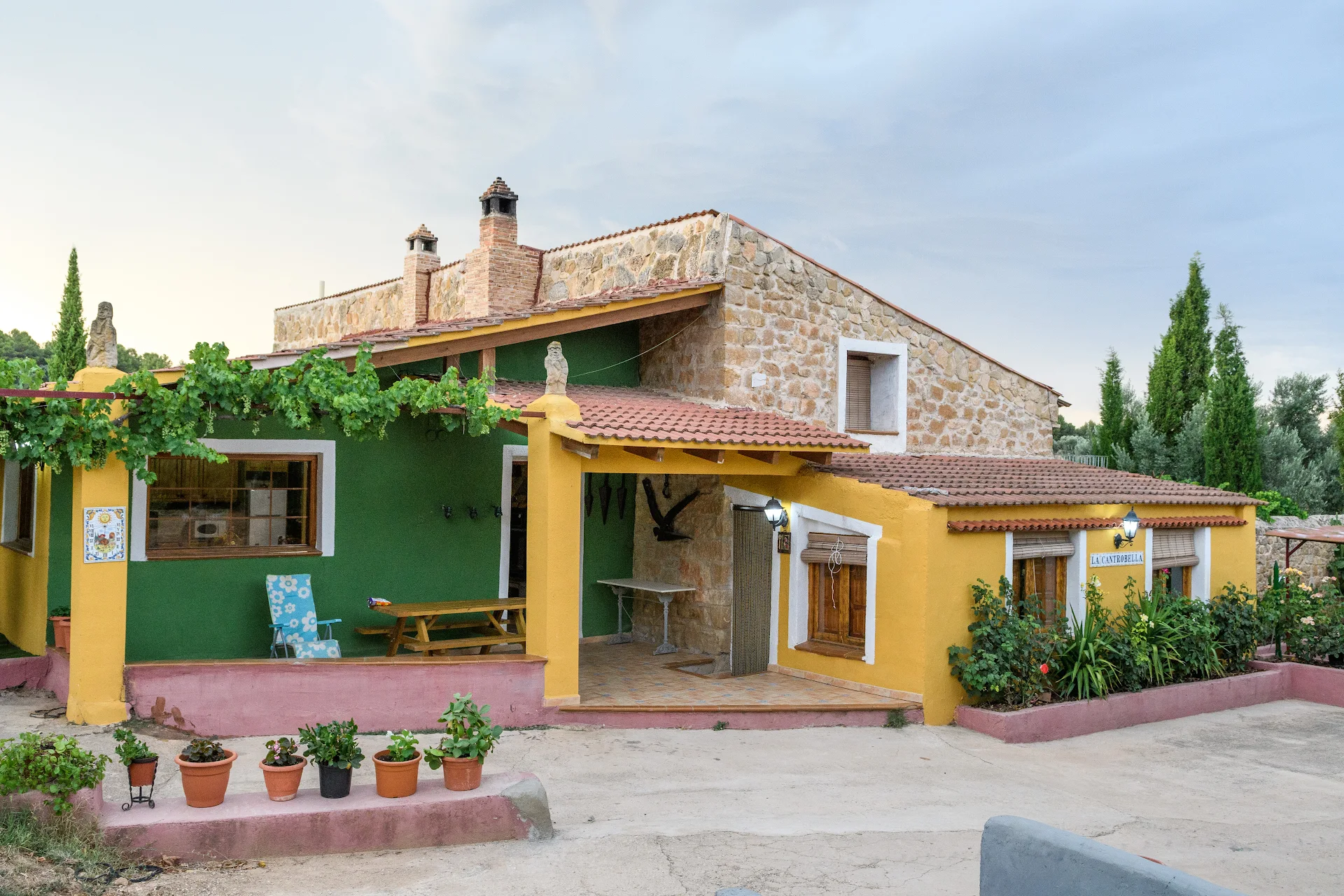 Masía rural Cantrobella