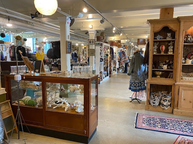 Crompton Collective by null