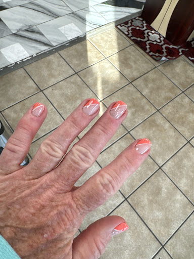 Louisville Nails and Spa - Thumbnail