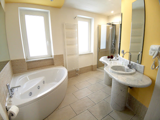 Le Village Sarzana - Thumbnail