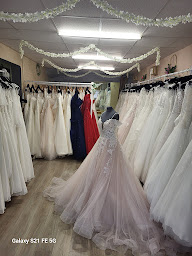 Photo n°42 de Ceremony's à Longueau (Boutique de mariage)