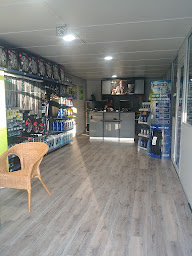 Photo n°3 de Point S - Essômes-sur-Marne (SAS DAN) à Essômes-sur-Marne (Magasin de pneus)