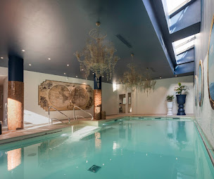 Photo n°10 de Piscines de France - Pisciniste Paris (75) - Construction de piscine à Maurepas (Service d'analyse de l'eau)