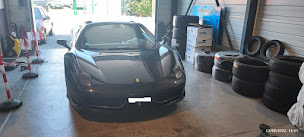 Photo n°19 de GARAGE LEMAN PNEU à Présilly (Atelier de réparation de pneus)