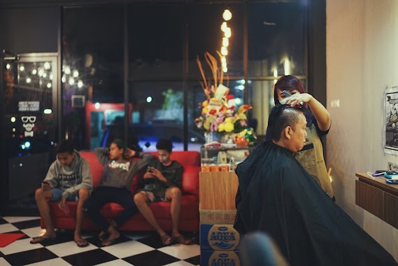 Mister Toff barbershop, Author: Mister Toff barbershop