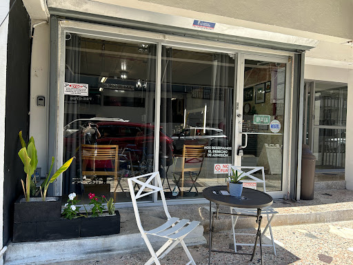 REDLIGHT BarberStudio