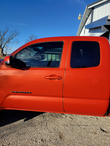 Addie's Tints - Visual