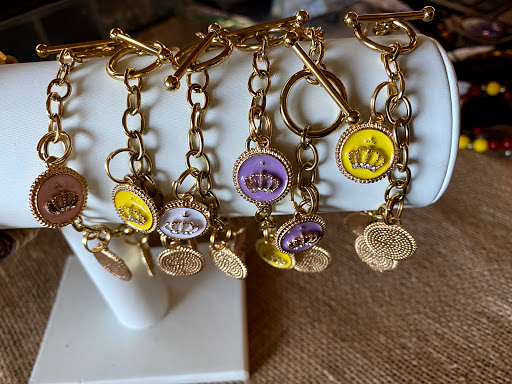 Beads By Renee Logo