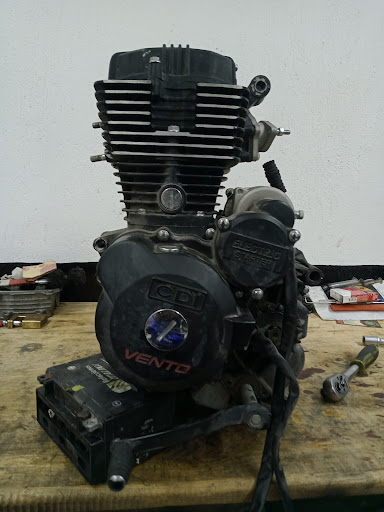 Taller Mecánico de Motocicletas CHICANO RACER MOTORCYCLES