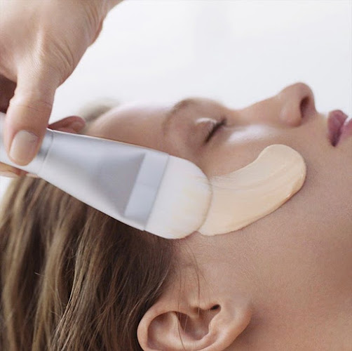 Godziny otwarcia Clarins Beauty Spa