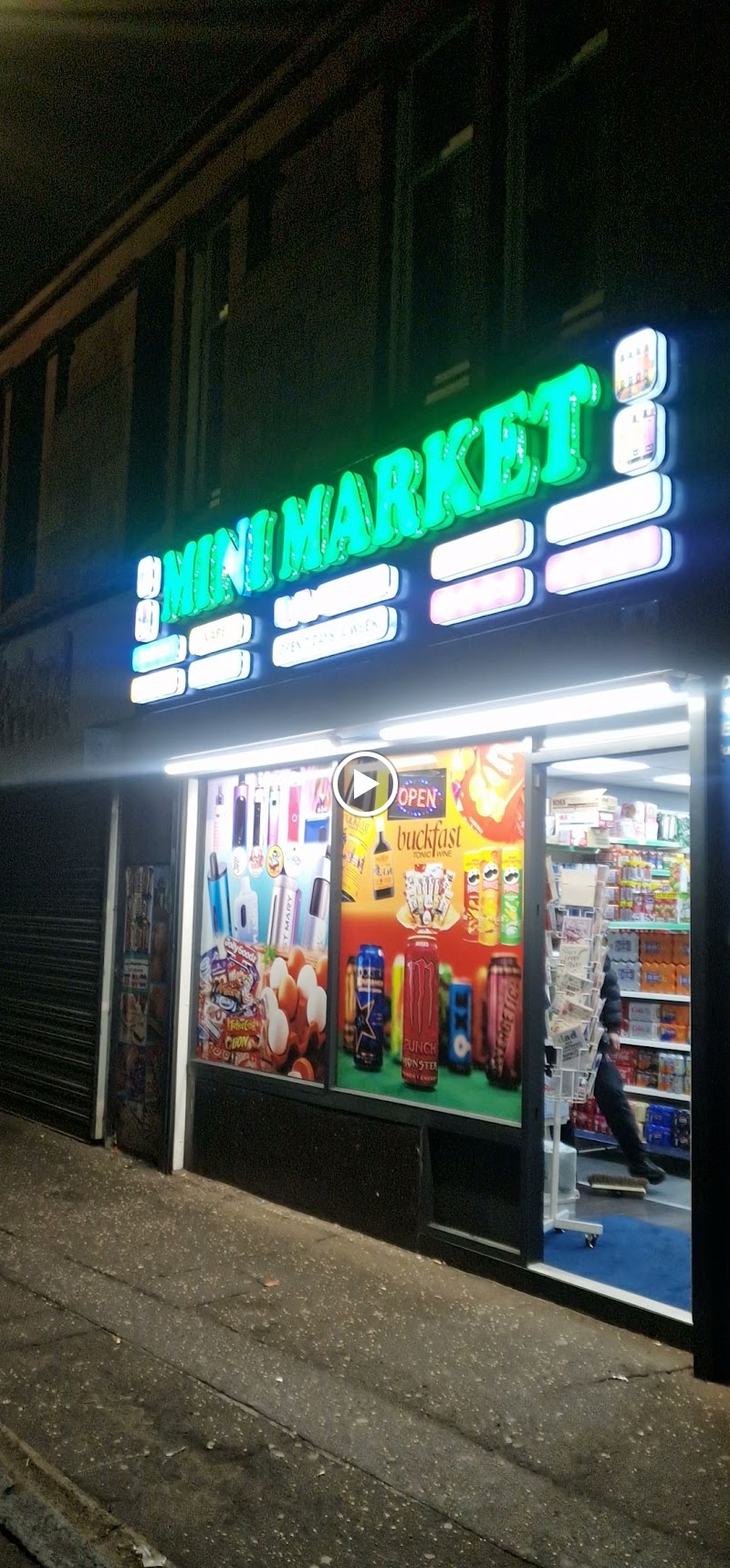 Mini Market photo 3