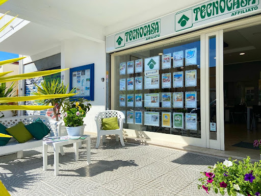 Affiliato Tecnocasa Immobiliare Anzio Marechiaro S.R.L.S. - Thumbnail