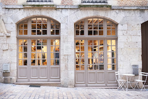 Photo n°9 de LES FILLES D'ERA à Orléans (Magasin de vêtements pour femmes)