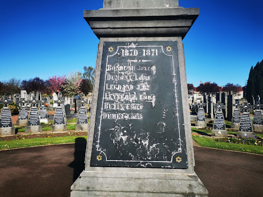 Pérenchies cemetery - Thumbnail