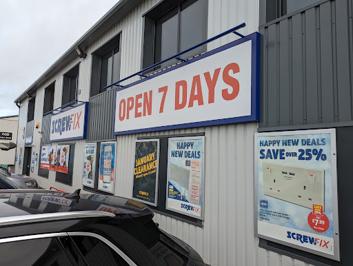 Screwfix Thame - Visual