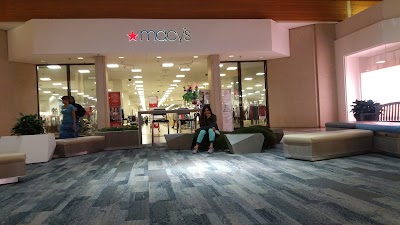 Photos of Louis Joliet Mall