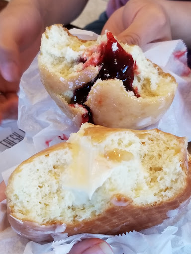 Yankee Doodle Donuts - Thumbnail
