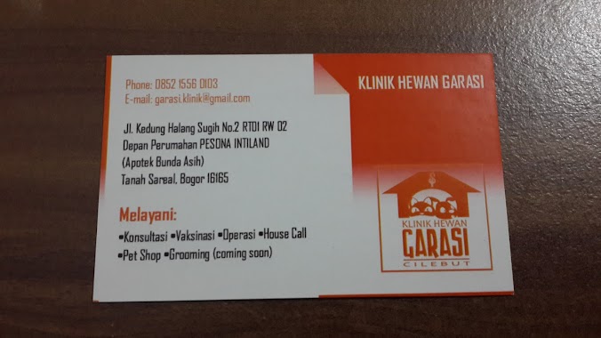 Klinik Hewan Garasi, Author: monika andriani