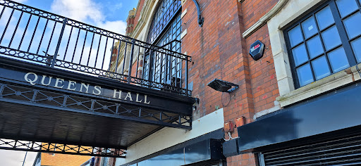 Queen's Hall - Visual