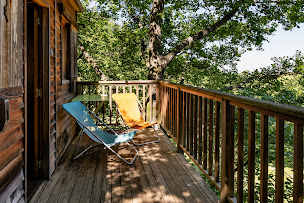 Photo n°22 de La Cabane perchée - Mamouna et Cabanotte à Thurins (Centre de bien-être)