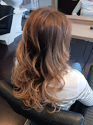 Photo n°4 de La pause coiffée à Guéhenno (Salon de coiffure)