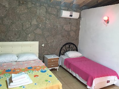 Sivrice Taşhan Otel - Assos