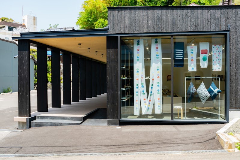 Mustakivi gallery&（ムスタキビ ギャラリーアンド）