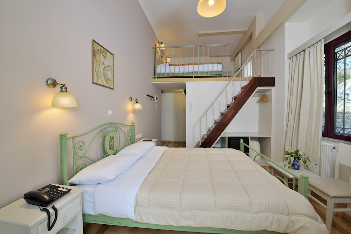 Hotel Orion & Dryades by null