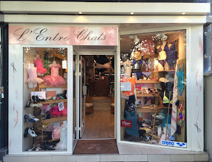 Photo n°1 de L' Entre Chats à Rueil-Malmaison (Magasin de maillots de bain)