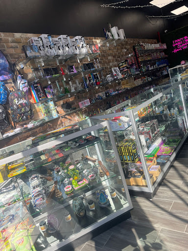 Haus of Vapes and Smoke Shop Alton - Thumbnail