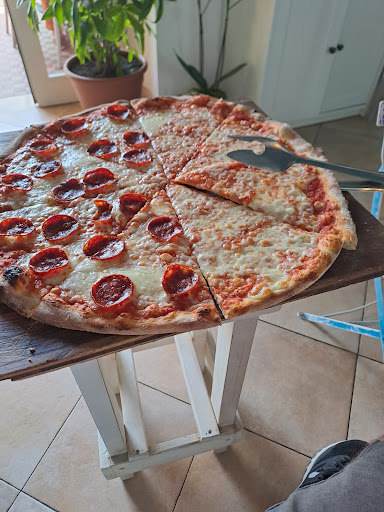 Da Tommy's Bar Pizzeria - Thumbnail