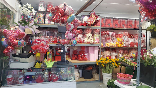 Ruby's Flowers Gallery - United States