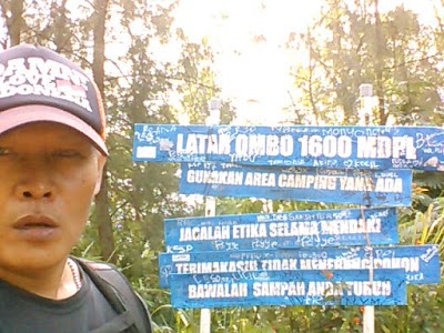 Photos of Latar Ombo 1600 Mdlp