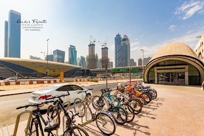 Photos of Business Bay Metro Station Seaside