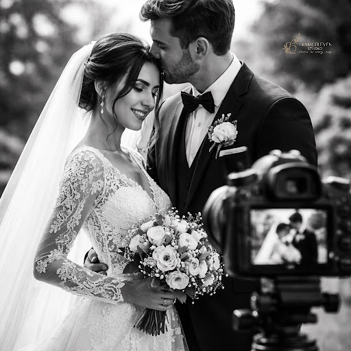 Black and white wedding photography is making a big comeback, and at Frame Eleven Studios in Rang… post image