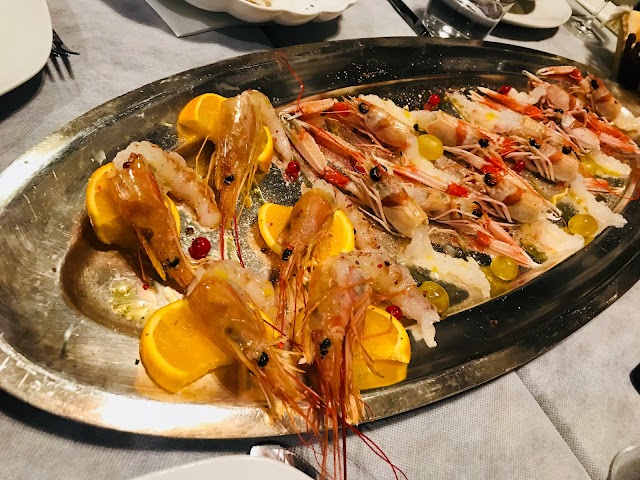 Champagneria & Vineria