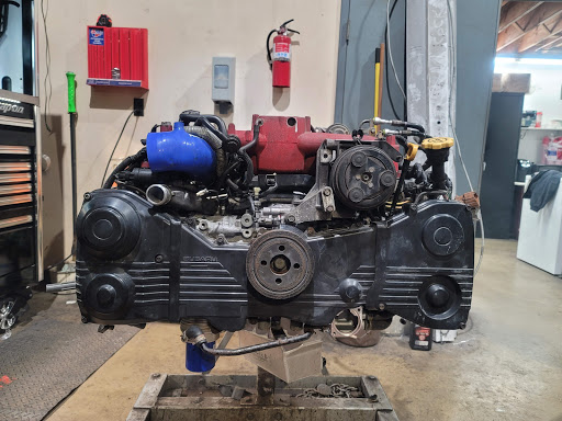 M & T Truck & Automotive Repair Gallery - United States
