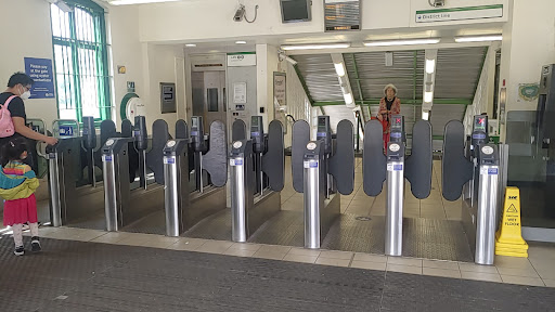Southfields - Visual