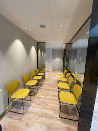 Photo n°5 de Docteur Augustin Ghesquiere Dierickx à Villeneuve-d'Ascq (Parodontiste)