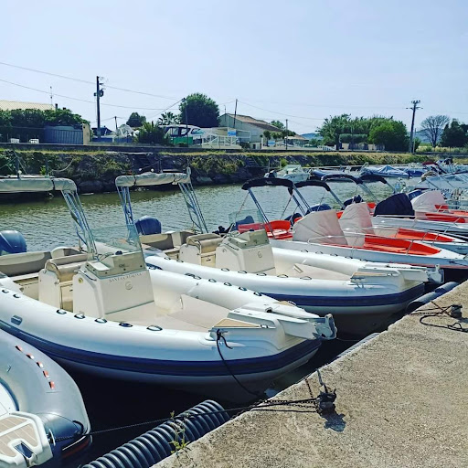 location bateau Hyères : BERNARD PLAISANCE - Thumbnail