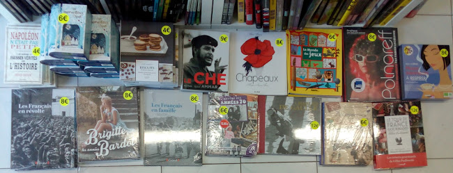 Commentaires et avis sur Maxilivres livres neufs à prix réduits et occasion
