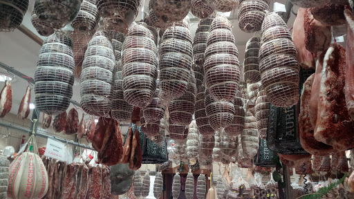 Norcineria Montani Velletri | Carne salumi formaggi salumi insaccati porchetta Castelli Romani - Thumbnail