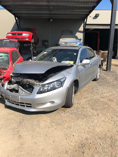 Caroline Springs Auto Wreckers - Thumbnail