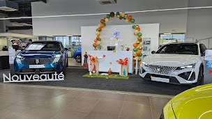 Photo n°3 de Peugeot Midi Auto Chartres Concessionnaire à Fontenay-sur-Eure (Vendeur de voitures d'occasion)