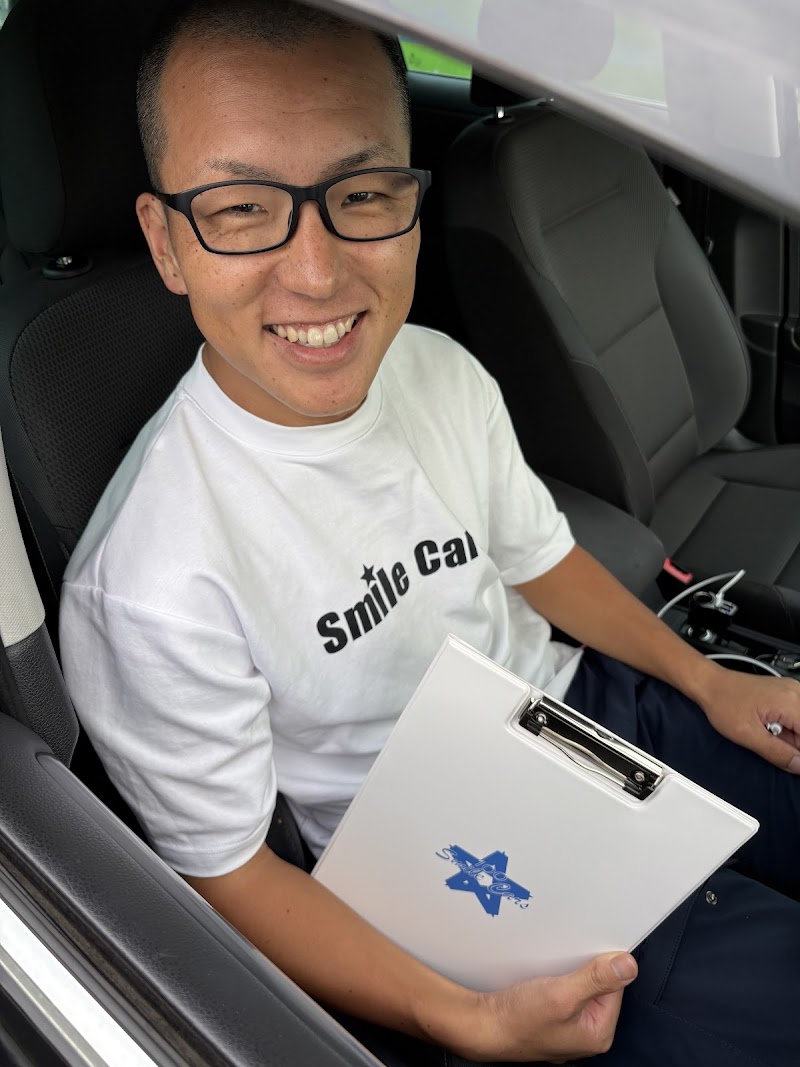 中古車買取 スマイルカーズみなとみらい店 横浜市