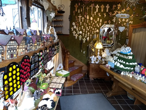 Souveniur Shop - Thumbnail