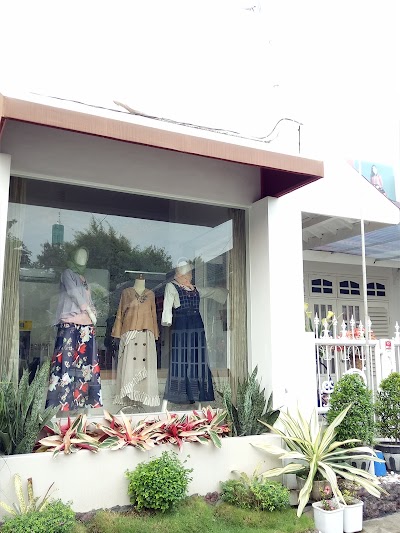 Photos of FIA AZNA MOSLEM BOUTIQUE